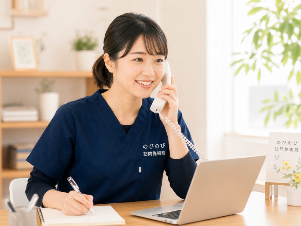 お電話でのご相談を受けるスタッフ